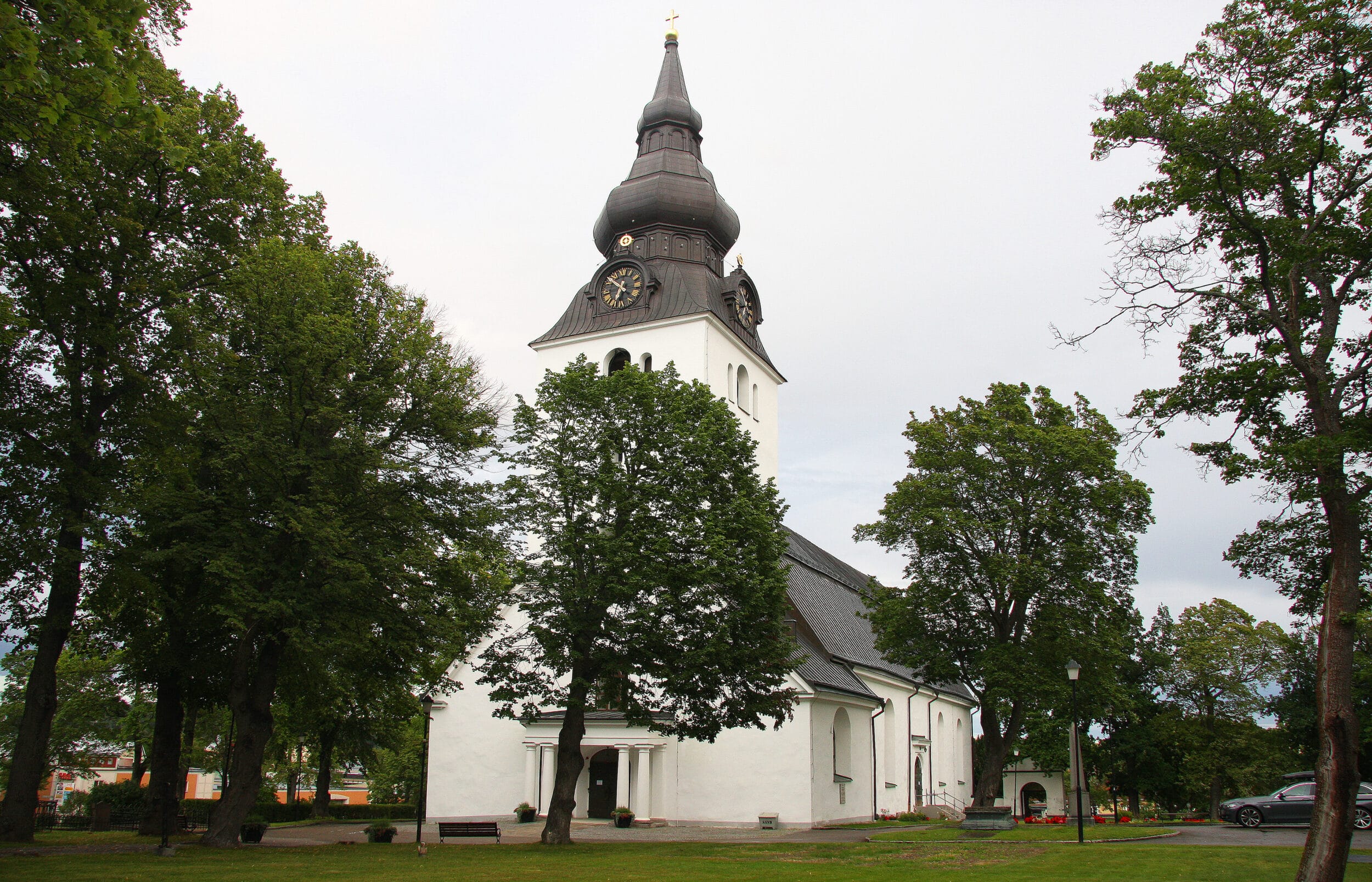 jakobs-kyrka-ljudteknik-ljudanläggning-högtalare