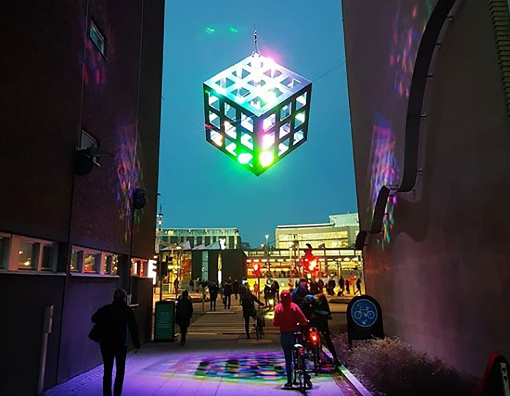space-cube-allt-ljus-uppsala-svante-pettersson-ljuskonstverk