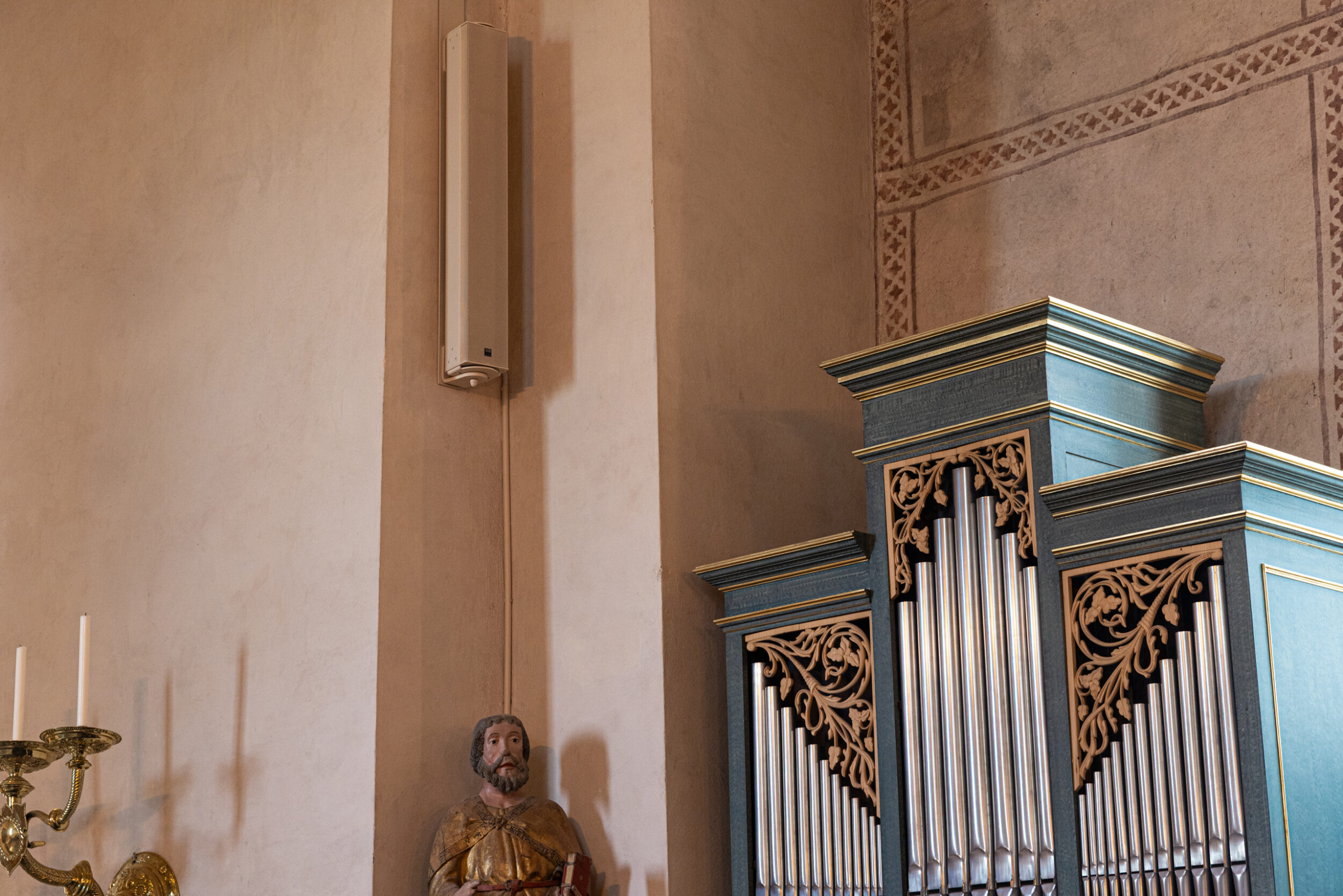 kreativ-teknik-gamla-uppsala-kyrka-ljudinstallation-ljudanläggning
