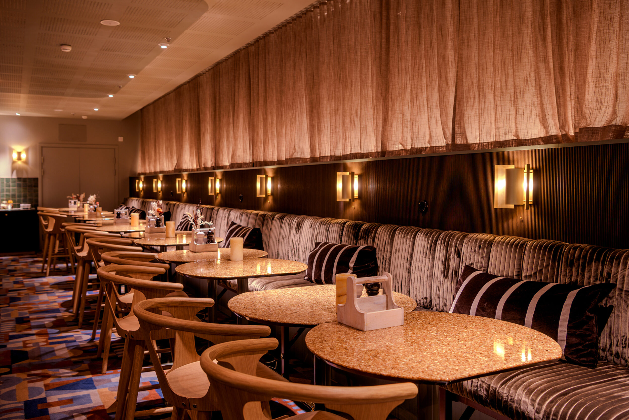 kreativ-teknik-scandic-alvik-hotell-belysning-restaurang