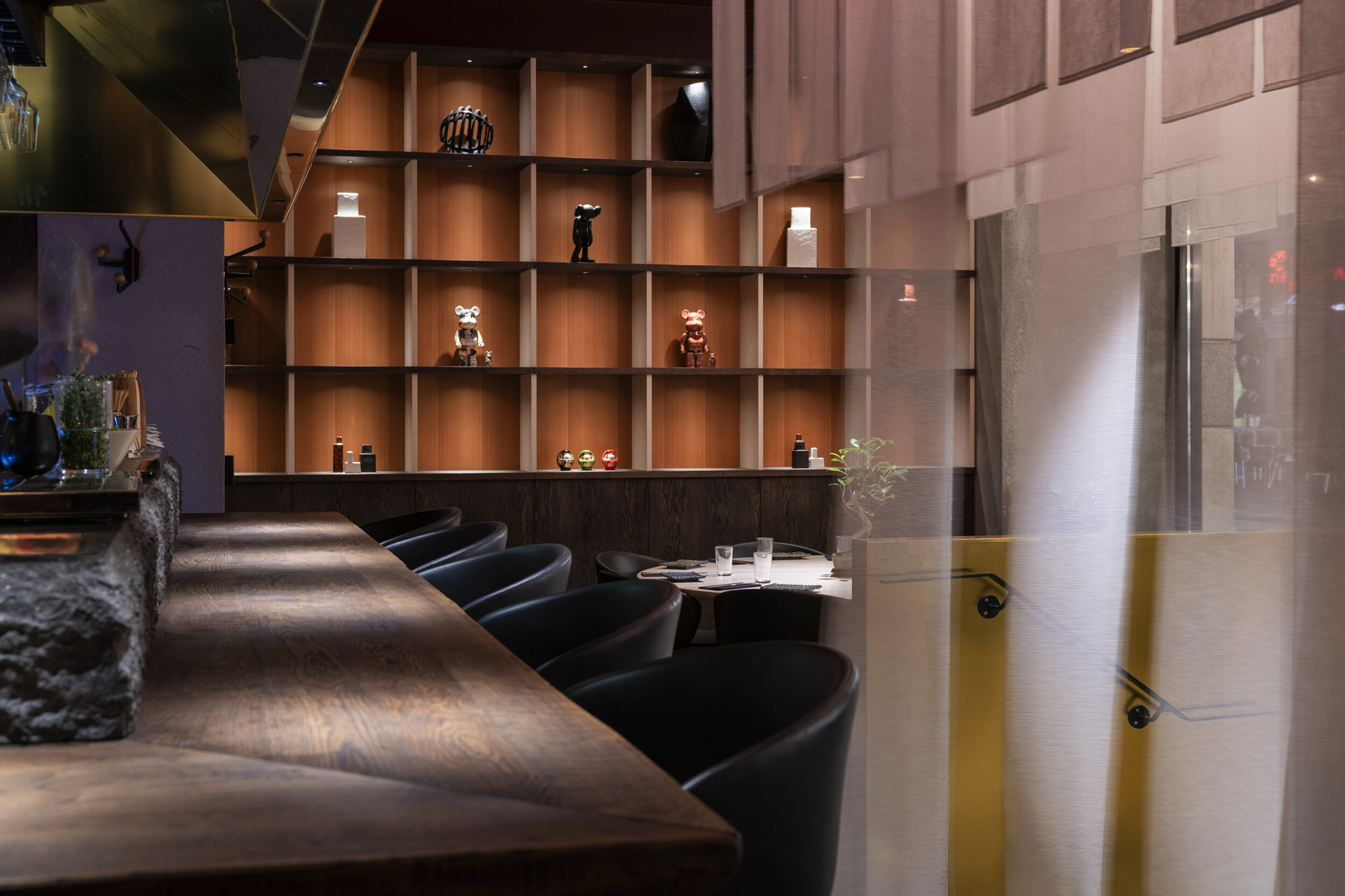 kreativ-teknik-roppongi-restaurang-belysning-ljus-ljud-bild-styrteknik-ljussättning-göteborg