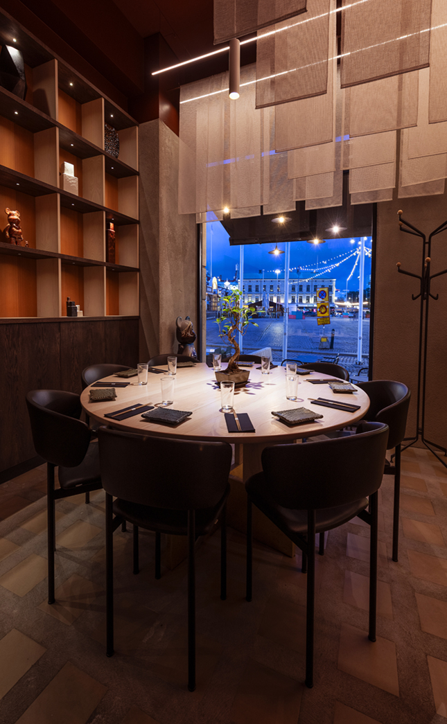 kreativ-teknik-roppongi-restaurang-belysning-ljus-ljud-bild-styrteknik-ljussättning-göteborg