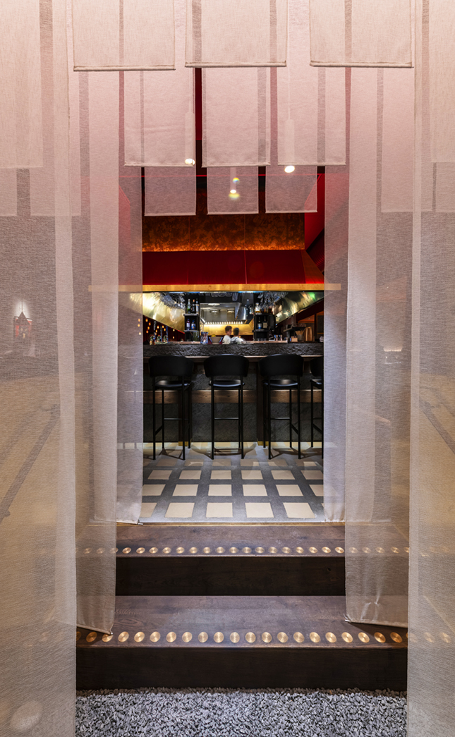 kreativ-teknik-roppongi-restaurang-belysning-ljus-ljud-bild-styrteknik-ljussättning-göteborg
