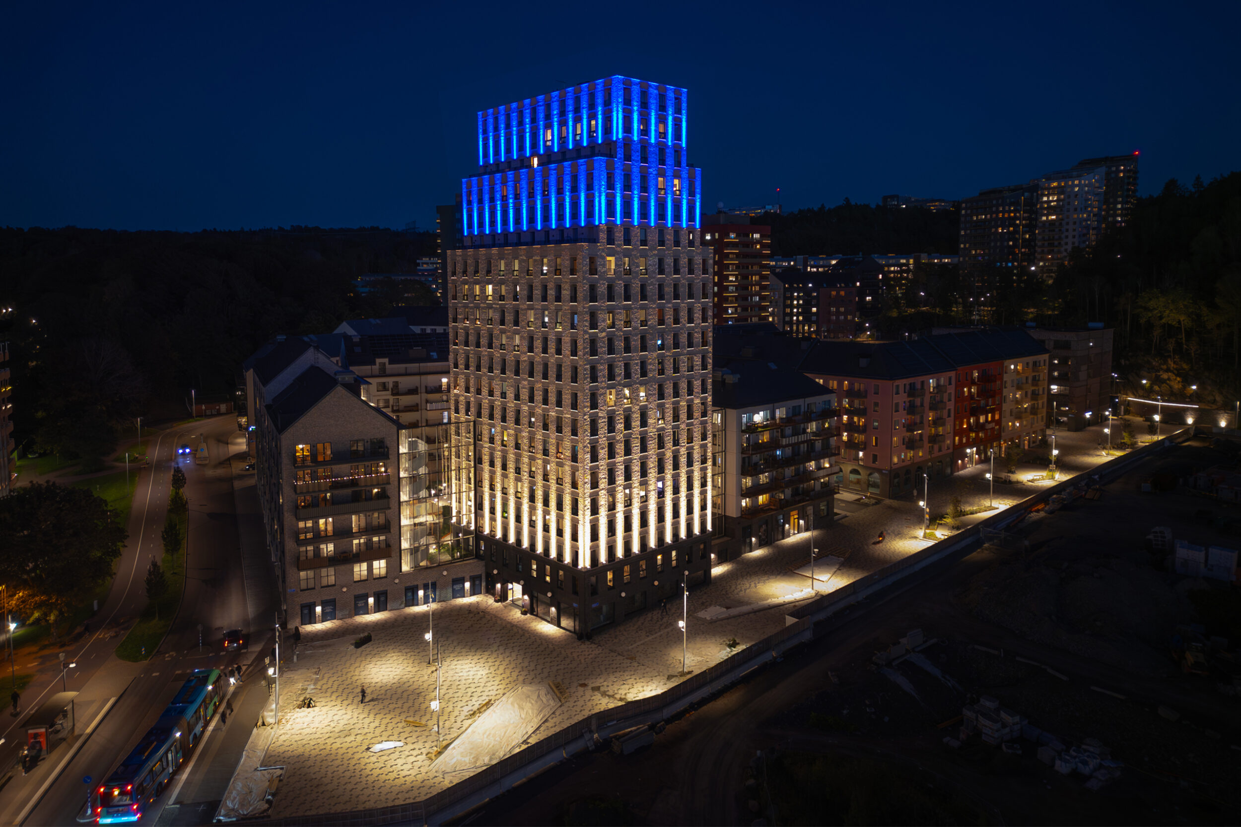 kreativ-teknik-kallebäck-fasad-belysning-ljus-wallenstam--styrteknik-ljussättning-göteborg-erco-martin