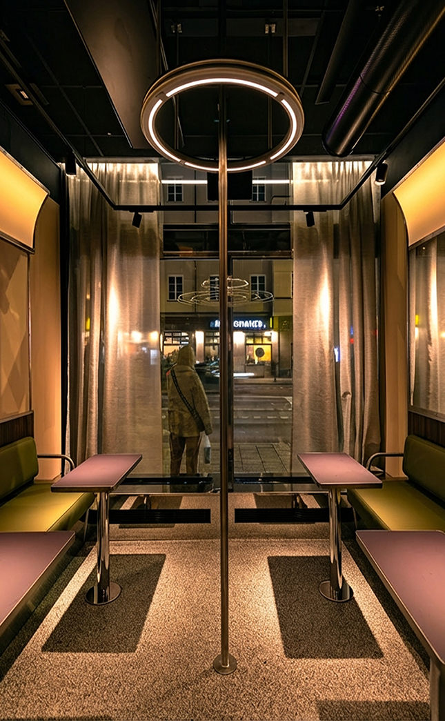 kreativ-teknik-scandic-malmen-_LHB-belysning-ljussättning-ljusdesign-skuggan-styrteknik-stockholm-hotell-restaurang-bar