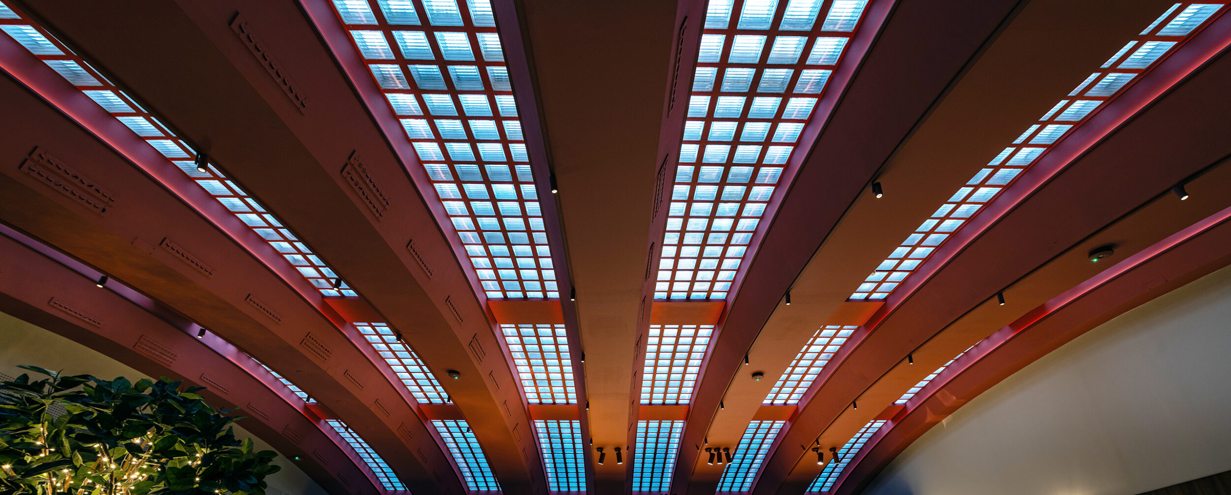 kreativ-teknik-scandic-malmen-belysning-ljussättning-ljusdesign-skuggan-styrteknik-stockholm-hotell-restaurang