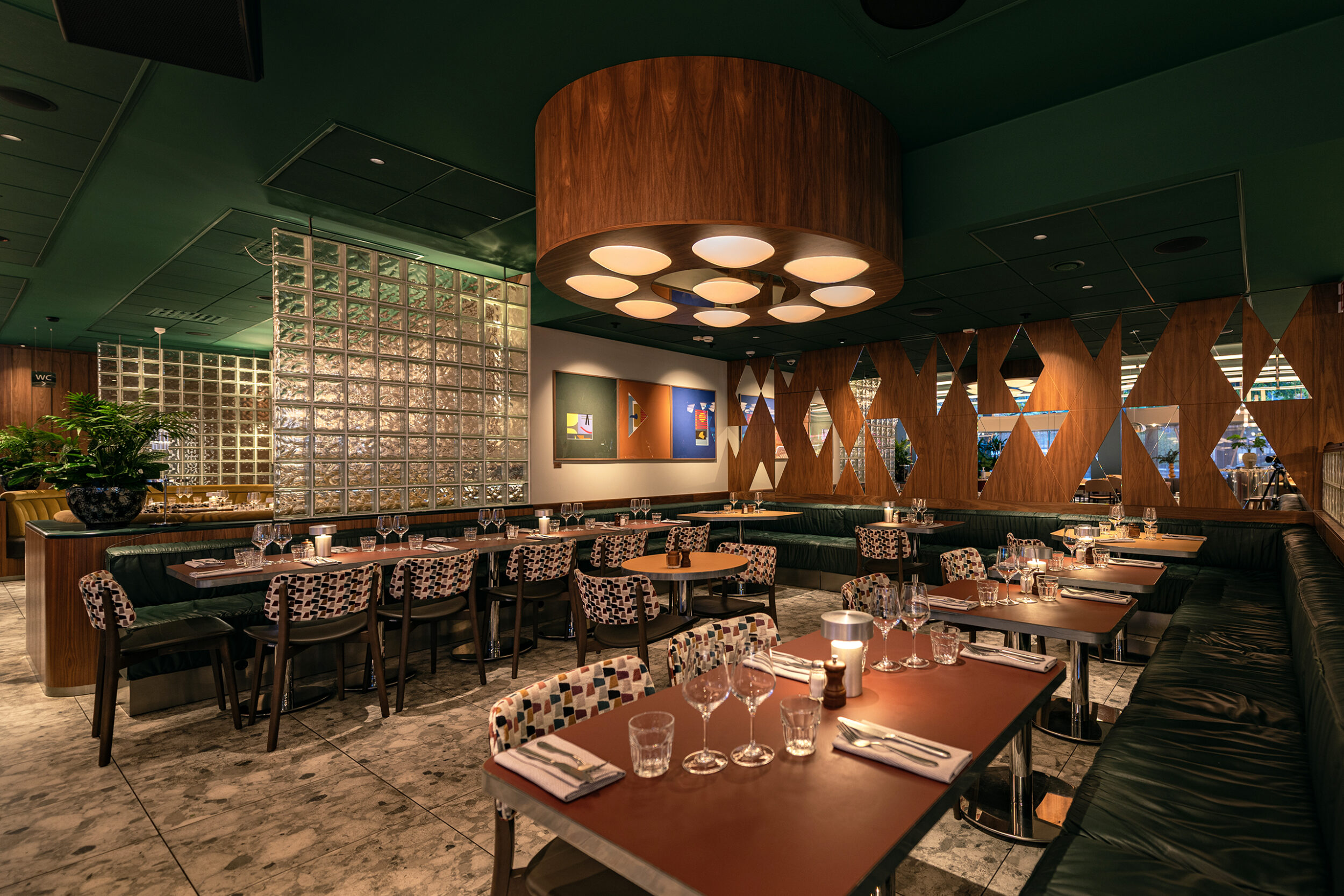 kreativ-teknik-scandic-malmen-belysning-ljussättning-ljusdesign-skuggan-styrteknik-stockholm-hotell-restaurang