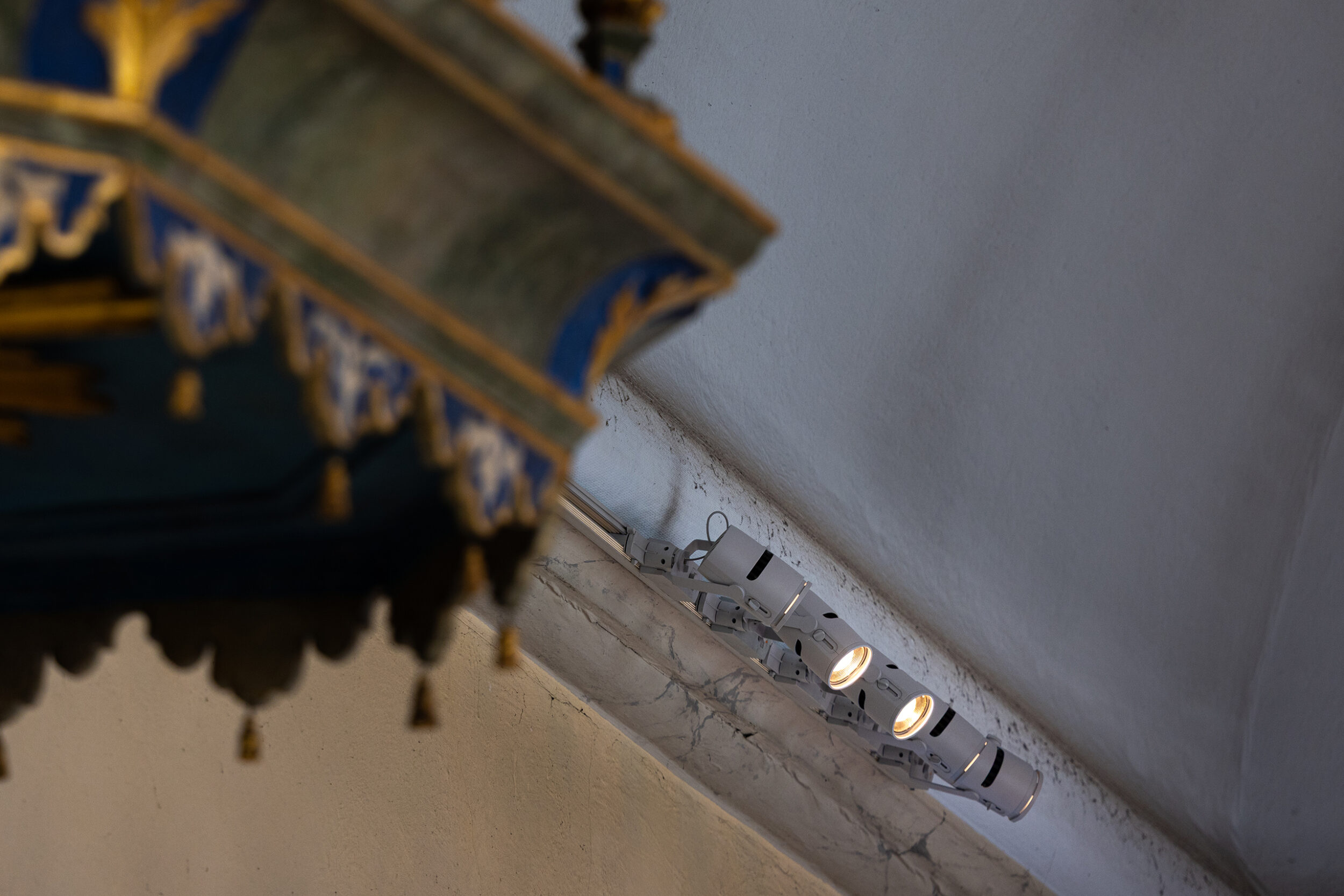kreativ-teknik-östhammar-kyrka-ljusanläggning-belysning
